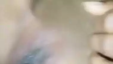 Horny XXX man fucks hard his Desi girlfriend’s pussy MMS