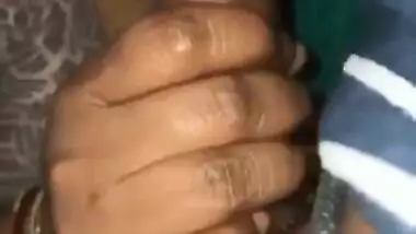 Desi aunty sucking cock deepthroat