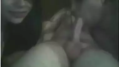Desi mms three-some sex scandal of two cuties with 1 guy