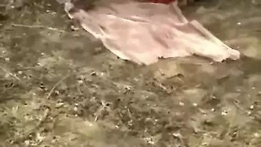 Dehati Randi chudai outdoors sex MMS