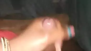 Indian bhabi husband land very hot handjob