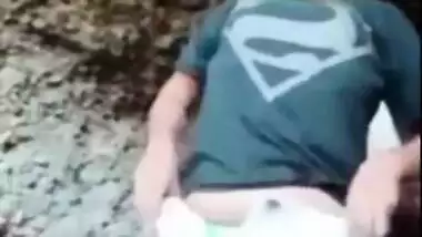 Horny Indian lovers caught fucking outdoors in amazing Desi mms video