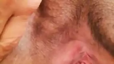 Desi aunty big pussy fingering